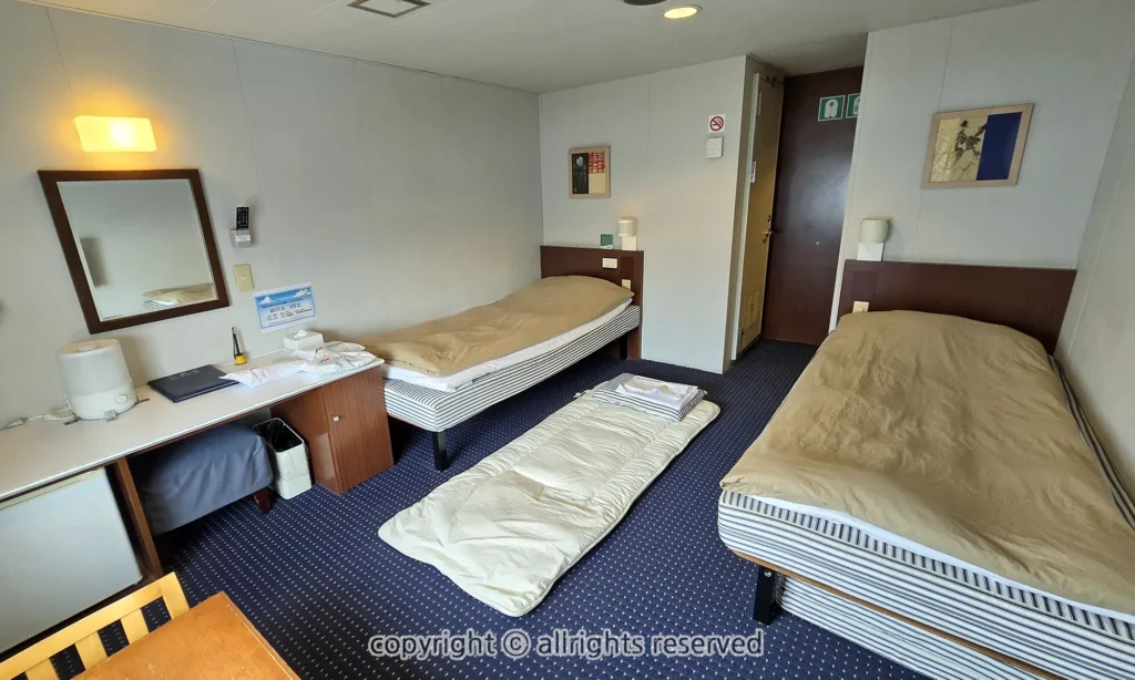 뉴카멜리아호 특등 3인실